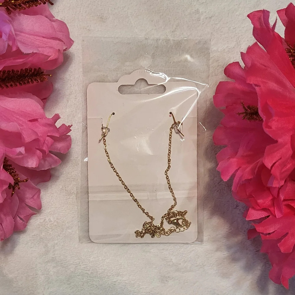 Fashion Jewelry Girls NIP 3pc Pokemon Inspired Pikachu Earrings & Necklace Set